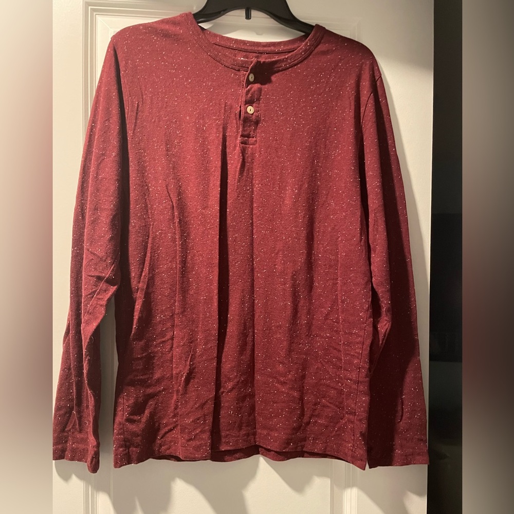 Medium Red Long Sleeve Shirt with White Speckles from Arizona Jean Co